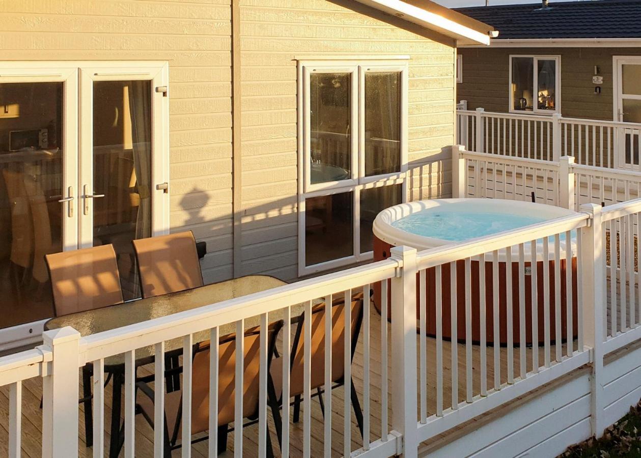 Mundesley Holiday Village Dış mekan fotoğraf
